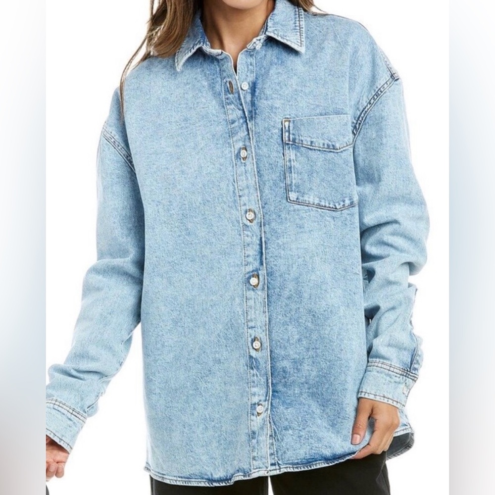 WeWoreWhat Light Wash Denim Button-Down Shirt